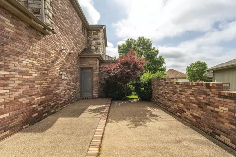 1411 N Cooper Blvd, Springfield, MO 65802 photo 43