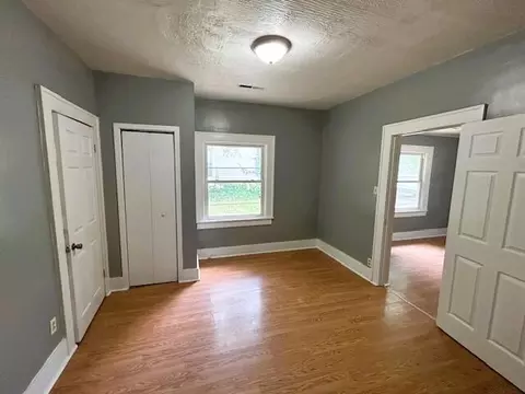 2238 N Rogers Ave, Springfield, MO 65803 photo 11