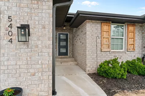 5404 S Clifton Ave, Springfield, MO 65810 photo 4