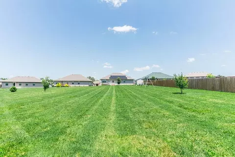 1205 N 12th Ave, Ozark, MO 65721 photo 10