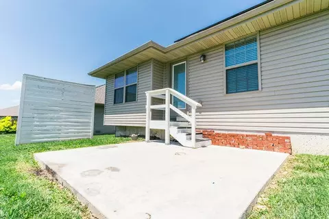 1205 N 12th Ave, Ozark, MO 65721 photo 8