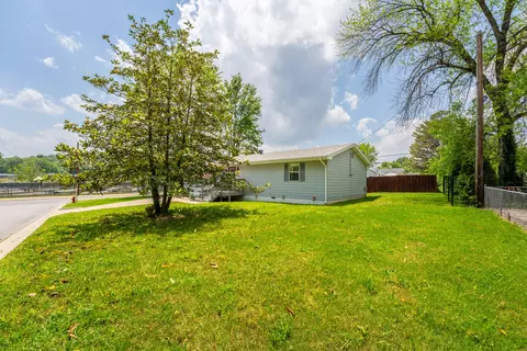 301 Lake Dr, Branson, MO 65616 photo 10