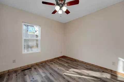 729 W Nichols St, Springfield, MO 65802 photo 15