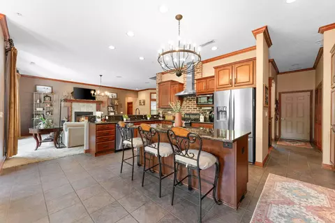 Kitchen - 261 Country Bluff Dr, Branson, MO 65616 photo 2 of 6