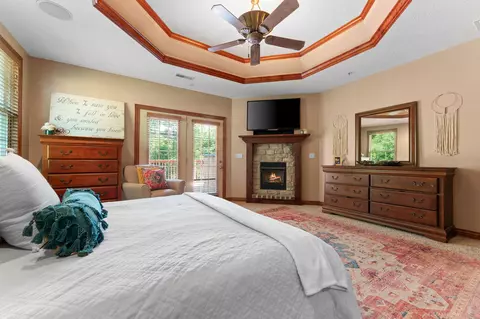 Bedroom - 261 Country Bluff Dr, Branson, MO 65616 photo 2 of 9