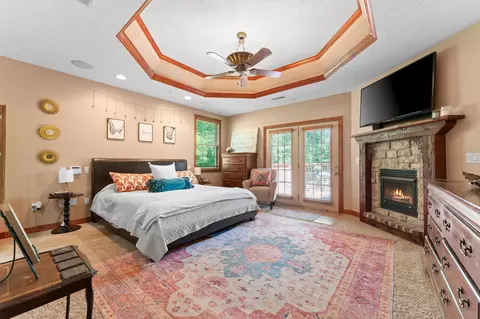 Bedroom - 261 Country Bluff Dr, Branson, MO 65616 photo 1 of 9