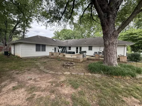 4849 S Crescent Ave, Springfield, MO 65804 photo 6
