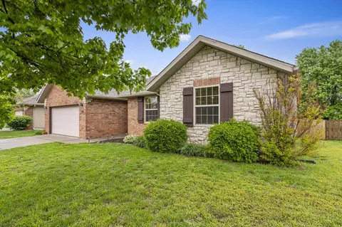 734 N Allison St, Nixa, MO 65714 photo 4