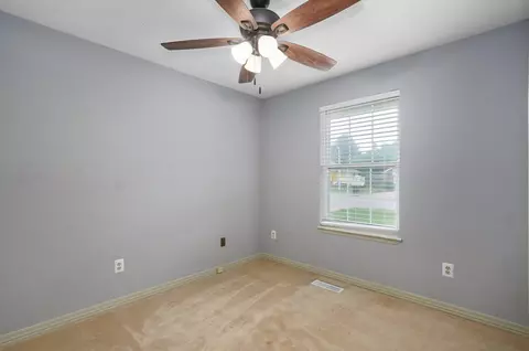 208 E Blue Jay St, Clever, MO 65631 photo 20