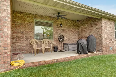 1002 E Tipperary Ct, Nixa, MO 65714 photo 32