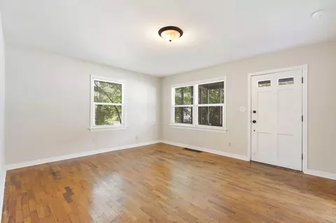 1116 W University St, Springfield, MO 65807 photo 5