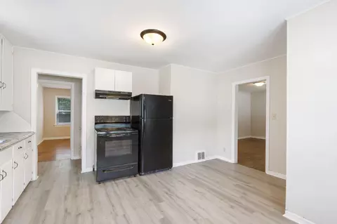 1116 W University St, Springfield, MO 65807 photo 8
