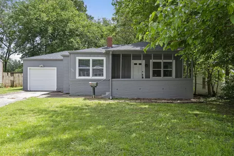 1116 W University St, Springfield, MO 65807