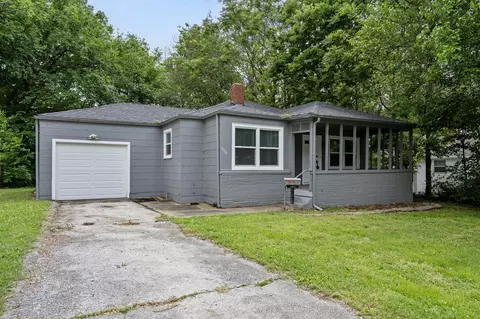 1116 W University St, Springfield, MO 65807 photo 2