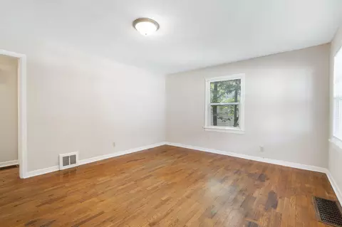 1116 W University St, Springfield, MO 65807 photo 3