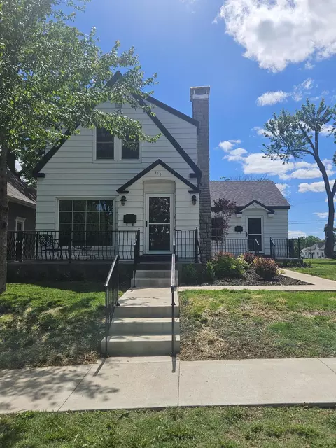 410 5th St, Monett, MO 65708 photo 2