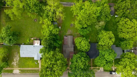 View/Area - 222 Poplar St, Thayer, MO 65791 photo 2 of 2