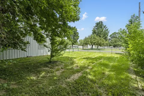 2500 W Mount Vernon St, Springfield, MO 65802 photo 25
