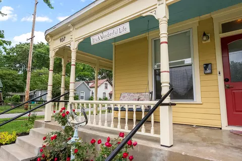937 W Pershing St, Springfield, MO 65806 photo 5
