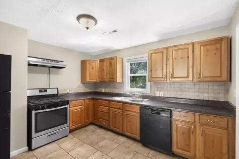 518 W Catalpa St, Springfield, MO 65807 photo 10