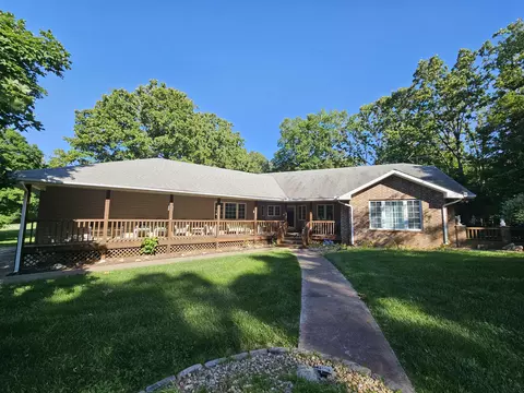 9726 County Road 8530, West Plains, MO 65775
