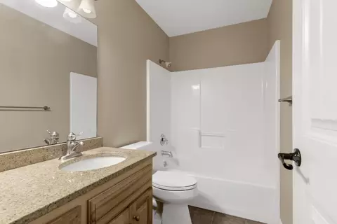 4972 E Cherry Cir, Springfield, MO 65809 photo 11