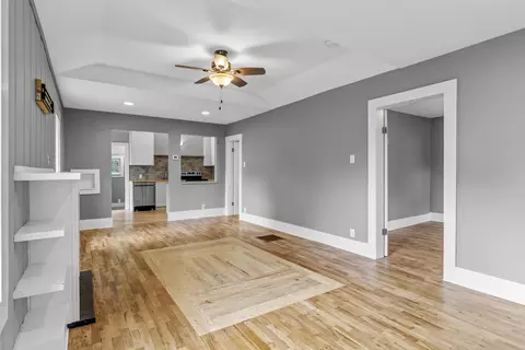 1130 W Kerr St, Springfield, MO 65803 photo 6