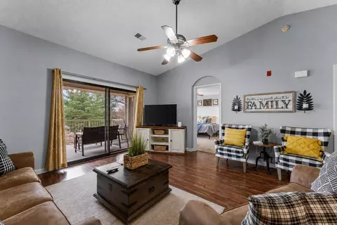 350 S Wildwood Dr #B-11, Branson, MO 65616