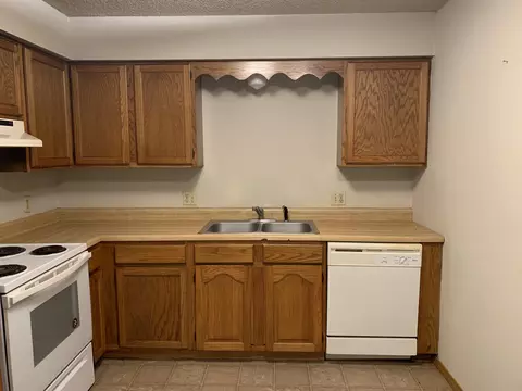 1517-1519 W Madison St, Springfield, MO 65802 photo 6