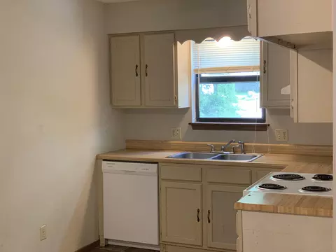 1517-1519 W Madison St, Springfield, MO 65802 photo 18