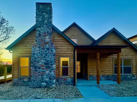 360 Indian Summer Ln, Branson, MO 65616