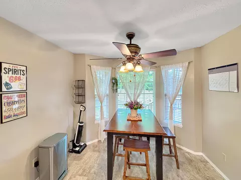 5726 S Fairview Ave, Springfield, MO 65810 photo 4