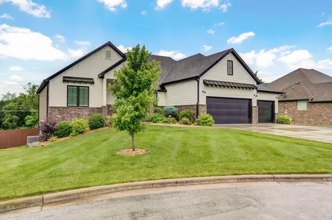 2856 E Tara Ct, Springfield, MO 65804 photo 3