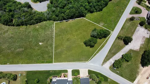 000 Emerald Pointe Dr #LOT 243, Hollister, MO 65672