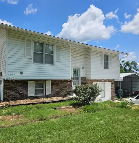 1006 E 5th St, Mountain View, MO 65548