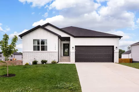 1200 S Birch Ave, Springfield, MO 65802