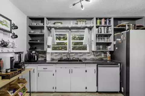 608 W University St, Springfield, MO 65807 photo 12