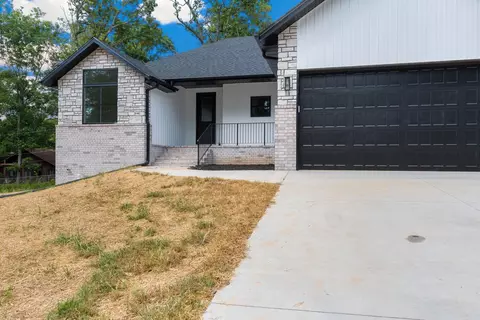 1239 W Arlington Ct, Springfield, MO 65803 photo 3