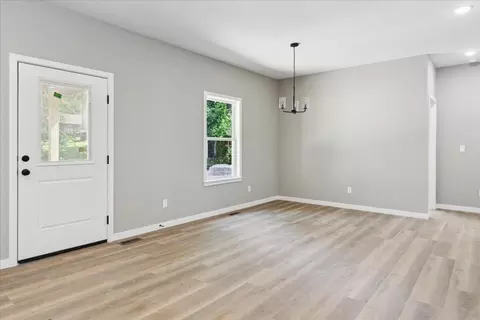1239 W Arlington Ct, Springfield, MO 65803 photo 13