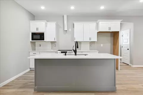 1239 W Arlington Ct, Springfield, MO 65803 photo 9