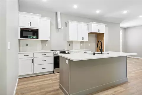 1239 W Arlington Ct, Springfield, MO 65803 photo 10