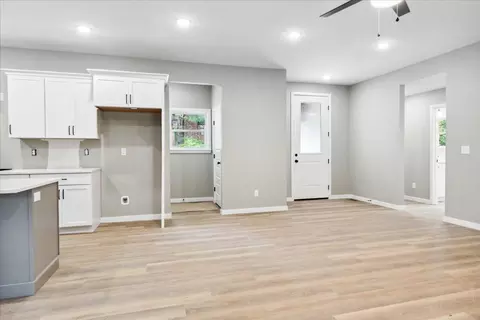 1239 W Arlington Ct, Springfield, MO 65803 photo 5