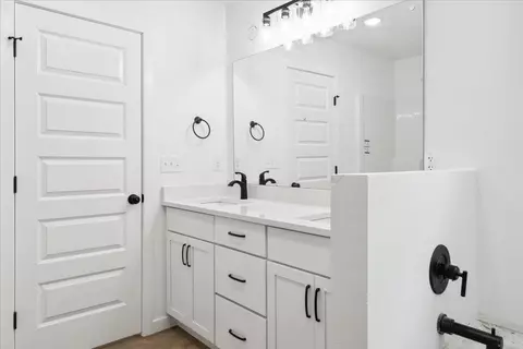 1239 W Arlington Ct, Springfield, MO 65803 photo 19