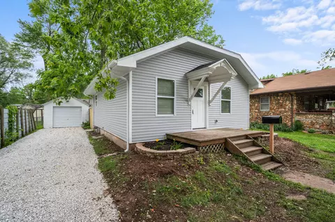 1211 S Pennsylvania Ave, Springfield, MO 65807 photo 3