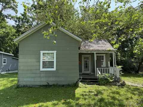 1708 N Clay Ave, Springfield, MO 65803 photo 1