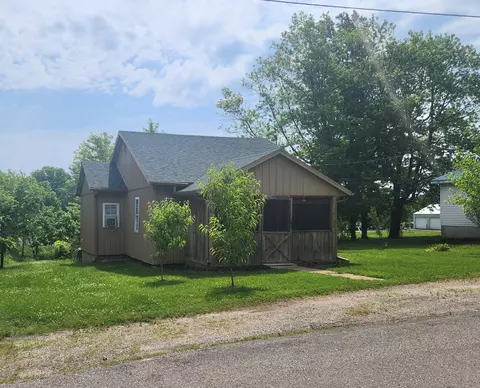 232 N Olive St, Niangua, MO 65713