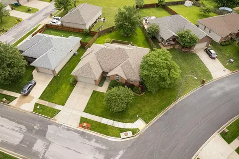 780 S Timber Ridge Dr, Nixa, MO 65714 photo 9