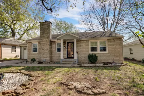 1920 S Collinson Ave, Springfield, MO 65804 photo 2