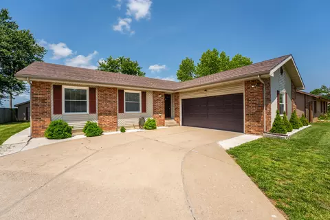 711 S Eagle St, Nixa, MO 65714 photo 4