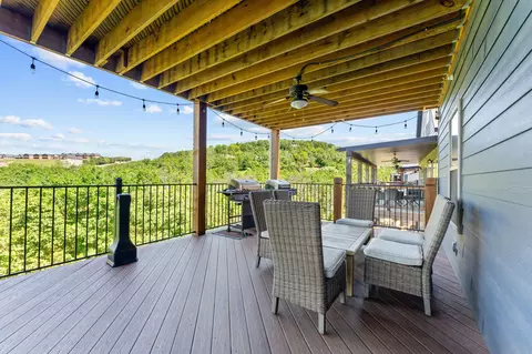 Exterior - 440 Lake Front Dr, Branson, MO 65616 photo 8 of 18